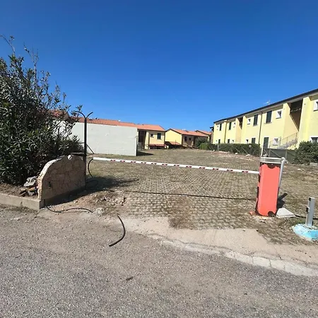 Willa Con Piscina Baia Delle Mimose *