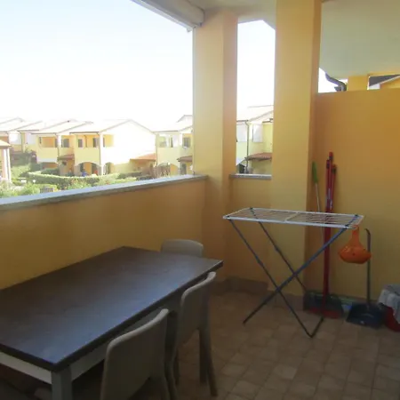 Con Piscina Baia Delle Mimose Villa